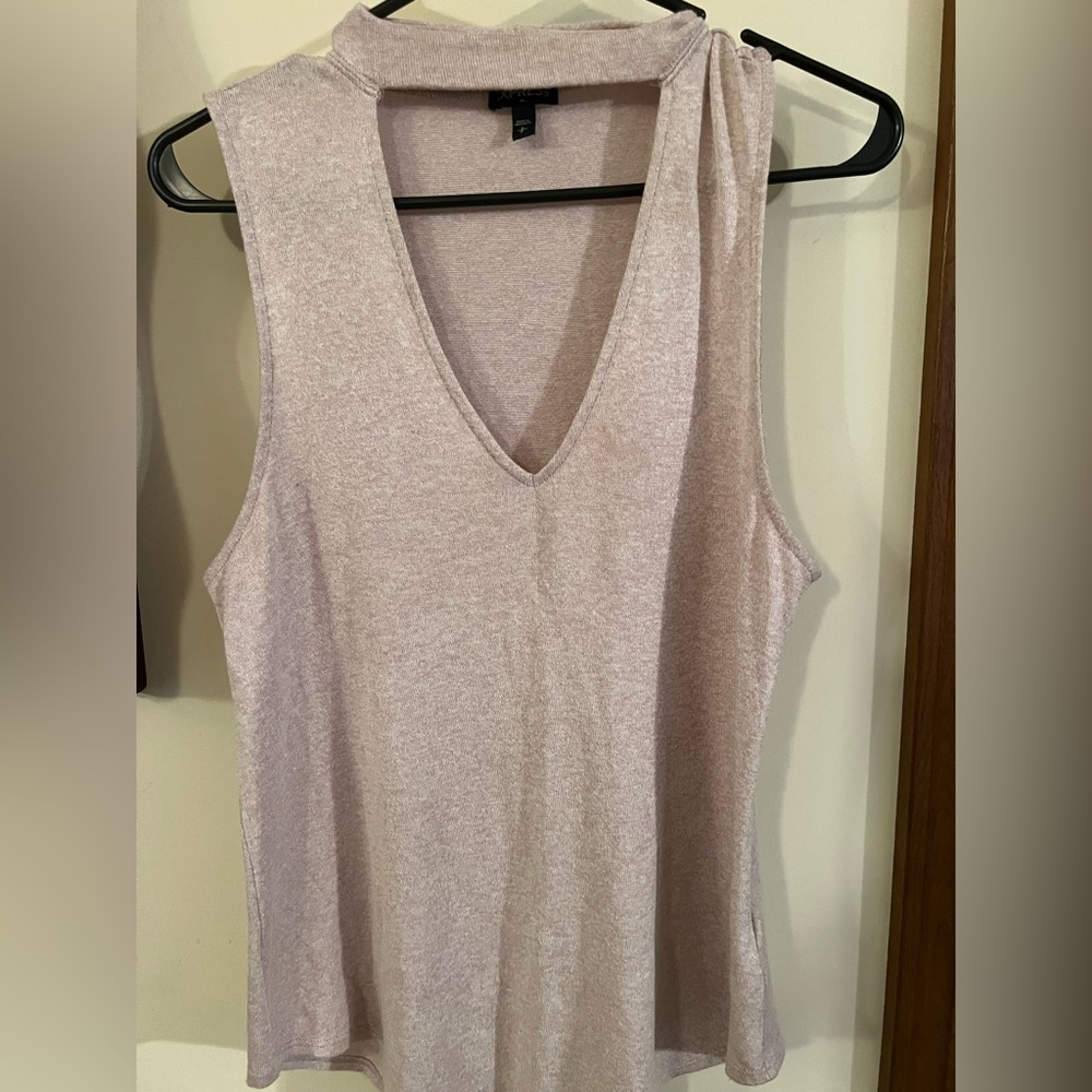 Express sleeveless shirt